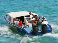 GtB Island Ferry verlässt San Pedro Richtung Norden