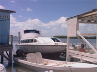 GtB Thunderbolt Wassertaxi Schnellboot in San Pedro