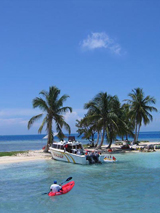 Ein Tag am Rendezvous Caye in Belize