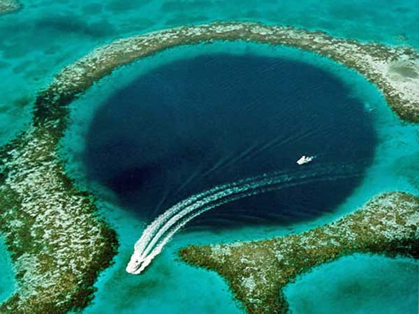 Great Blue Hole of Belize